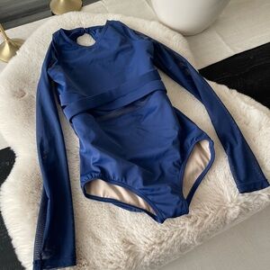 Balera blue leotard sz MC